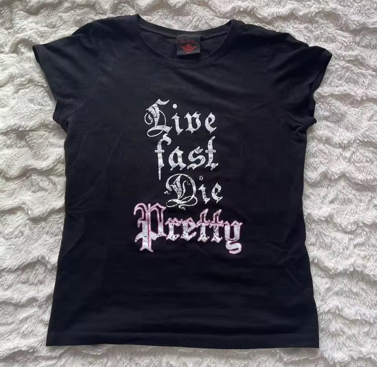 DIE PRETTY TOP